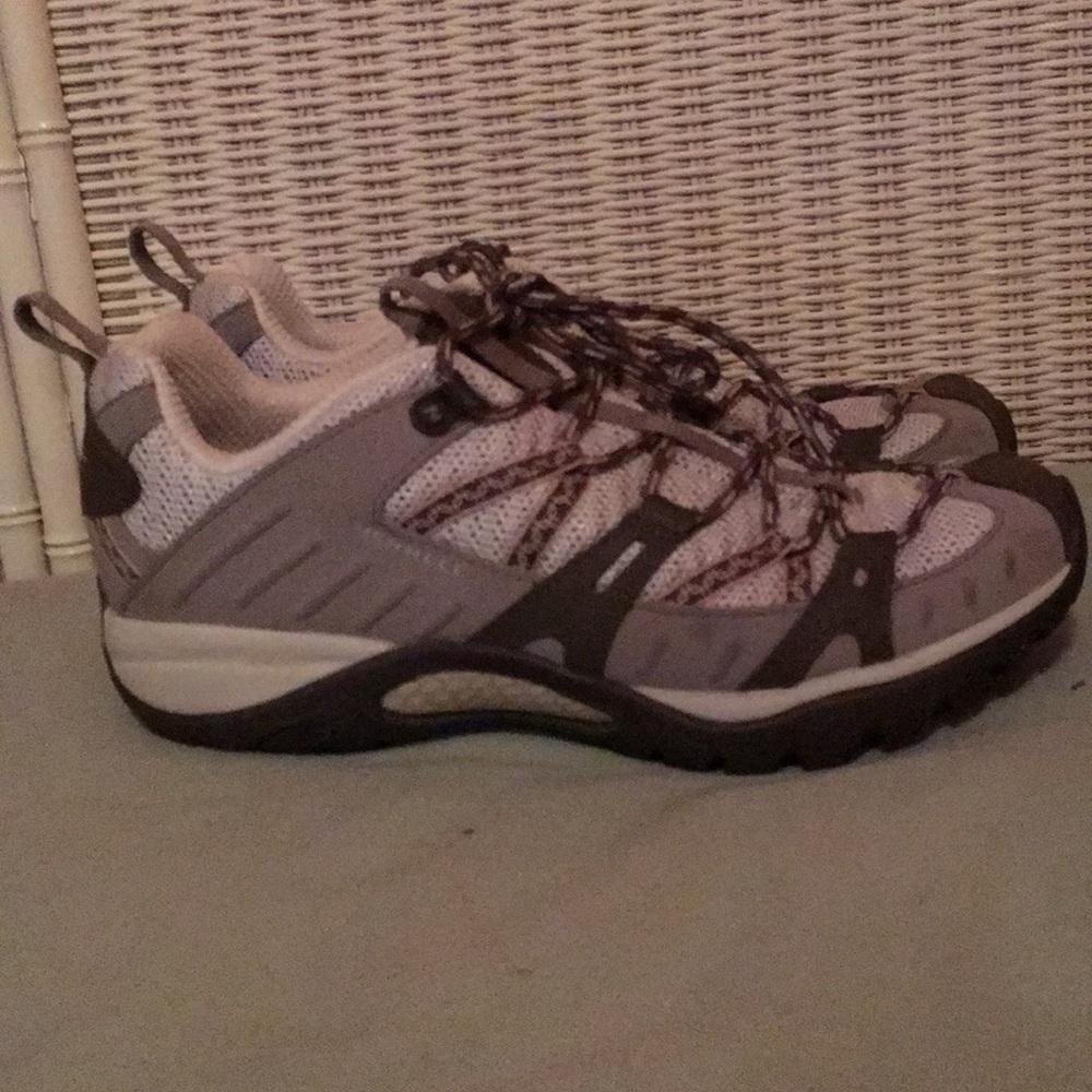 Women’s sport shoes